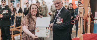 REMISE CERTIFICAT D’HONNEUR À UNE BÉNÉVOLE